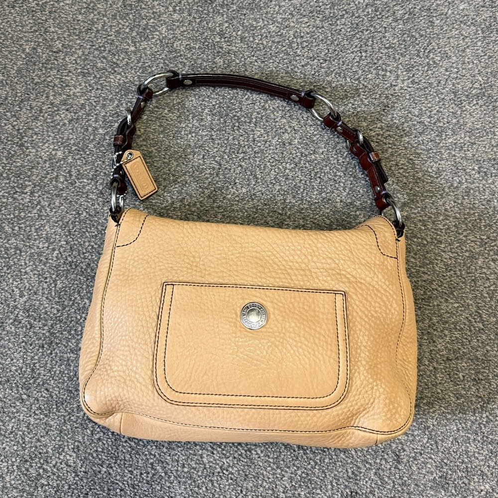 Vintage Coach Chelsea Pebble Leather Tan Turnlock Shoulder Bag 8A38